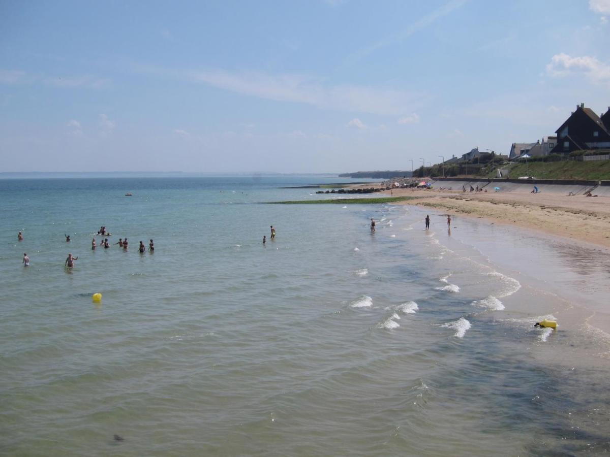 Le Gambetta, 100M De La Plage Luc-sur-Mer Buitenkant foto
